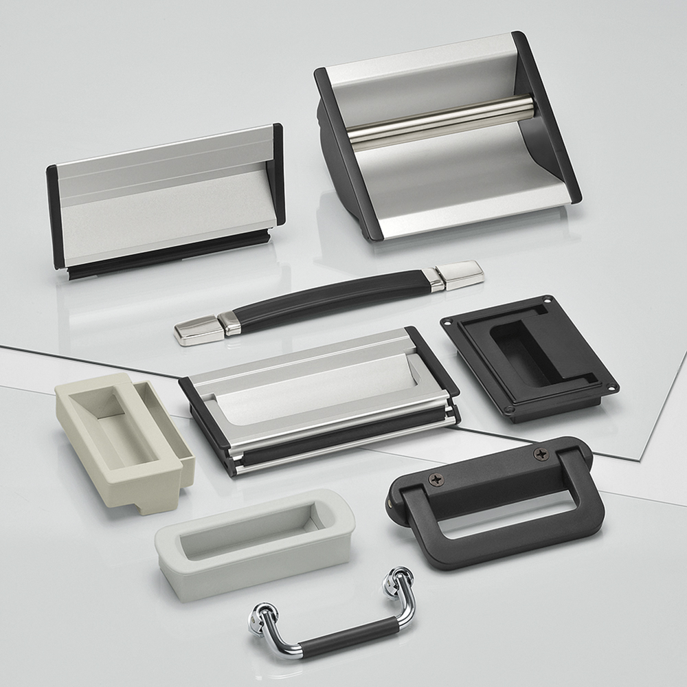 Collapsible Tray and Carrying Handles